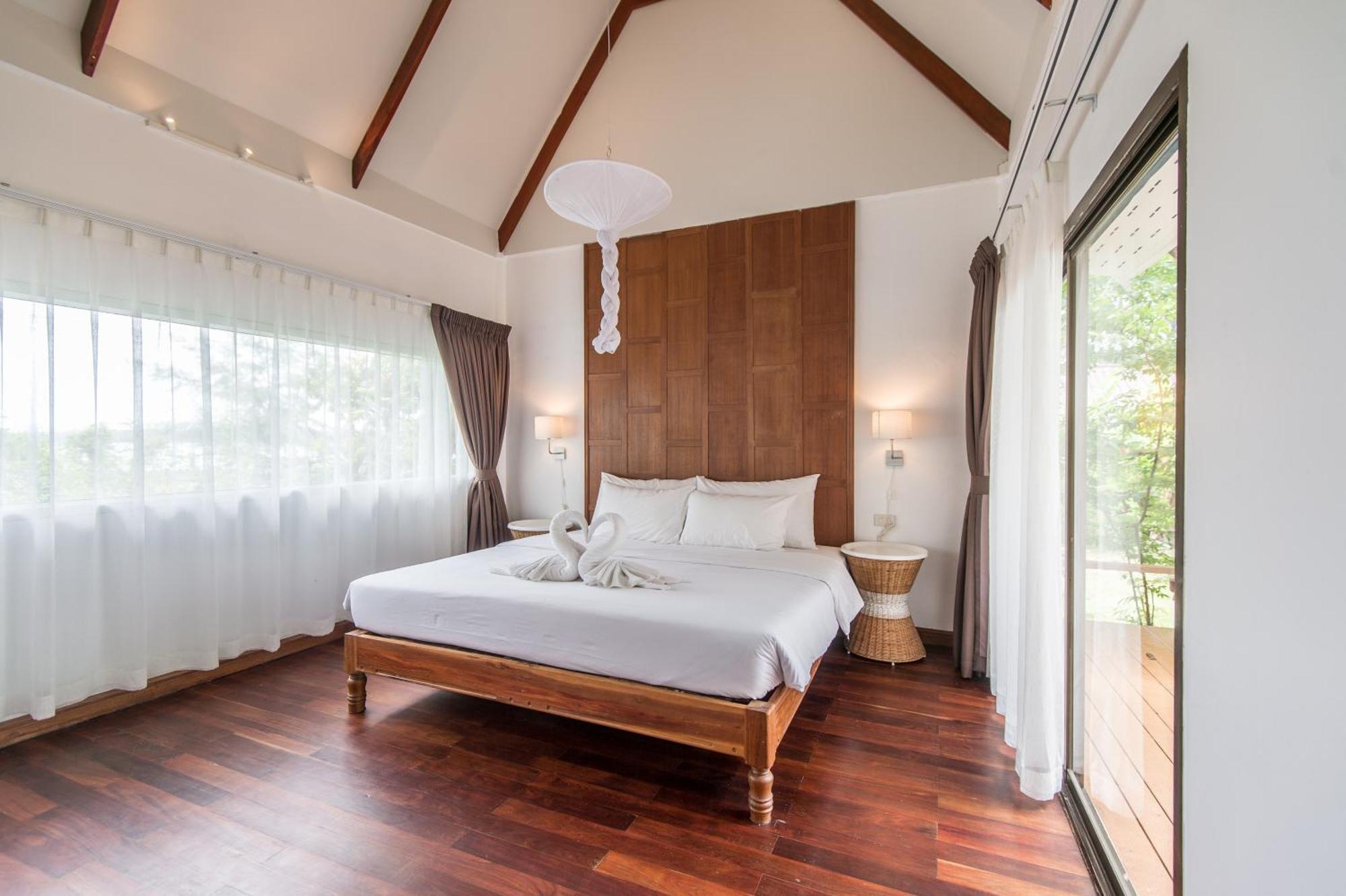 Twin Bay Resort Koh Lanta Exterior photo