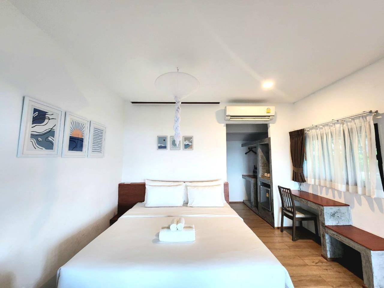 Twin Bay Resort Koh Lanta Exterior photo