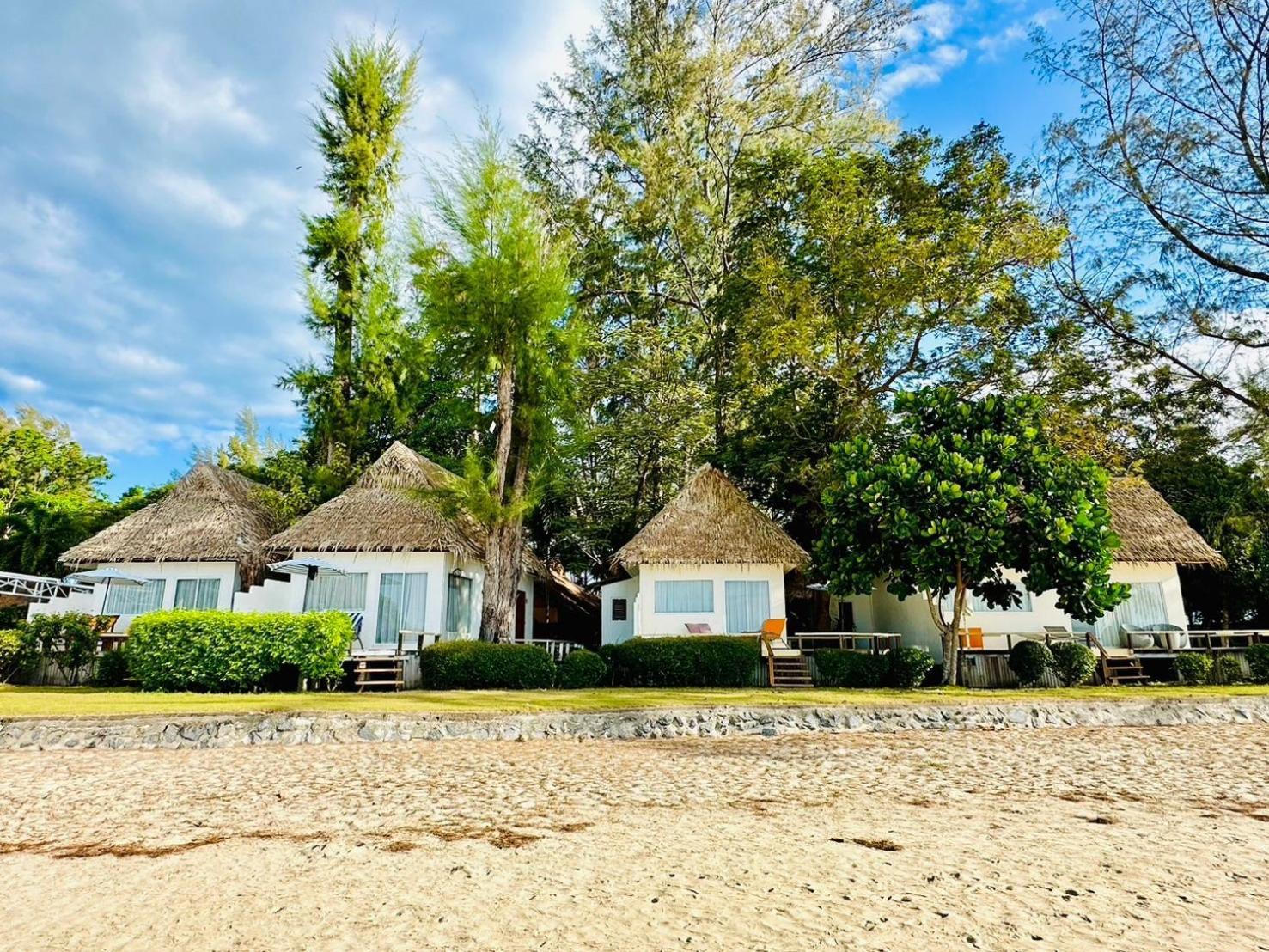 Twin Bay Resort Koh Lanta Exterior photo